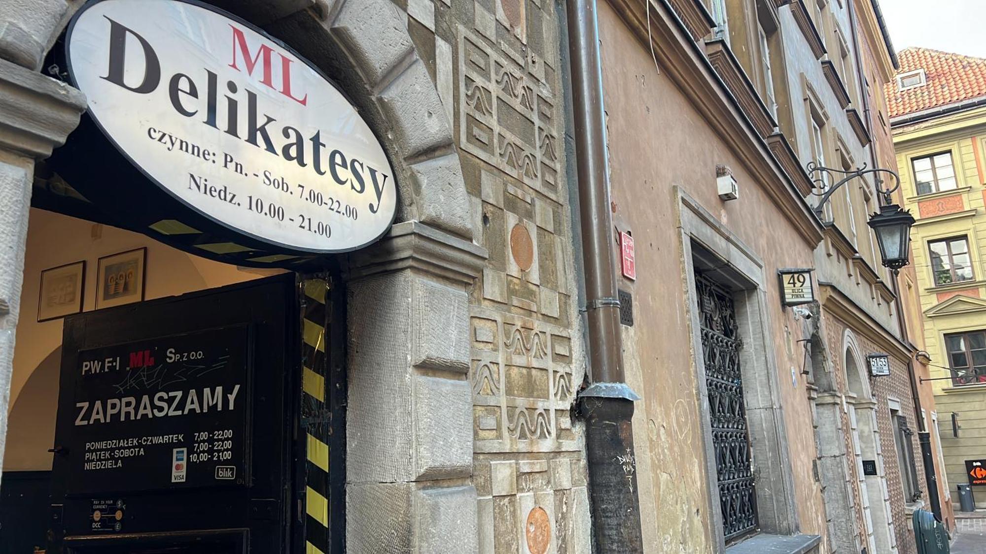 Nr 1 Europa22 Centrum Apartment Old Town Warsaw Stare Miasto Historyczna Kamienica Umiejscowiona W Zabytkowej Czesci Warszawy Obok Parku Multimedialnego I Barbakanu Parking 24H Sniadanie Opcjonaln Breakfast Optional Check In From 14 Pm Parter Ground Bagian luar foto
