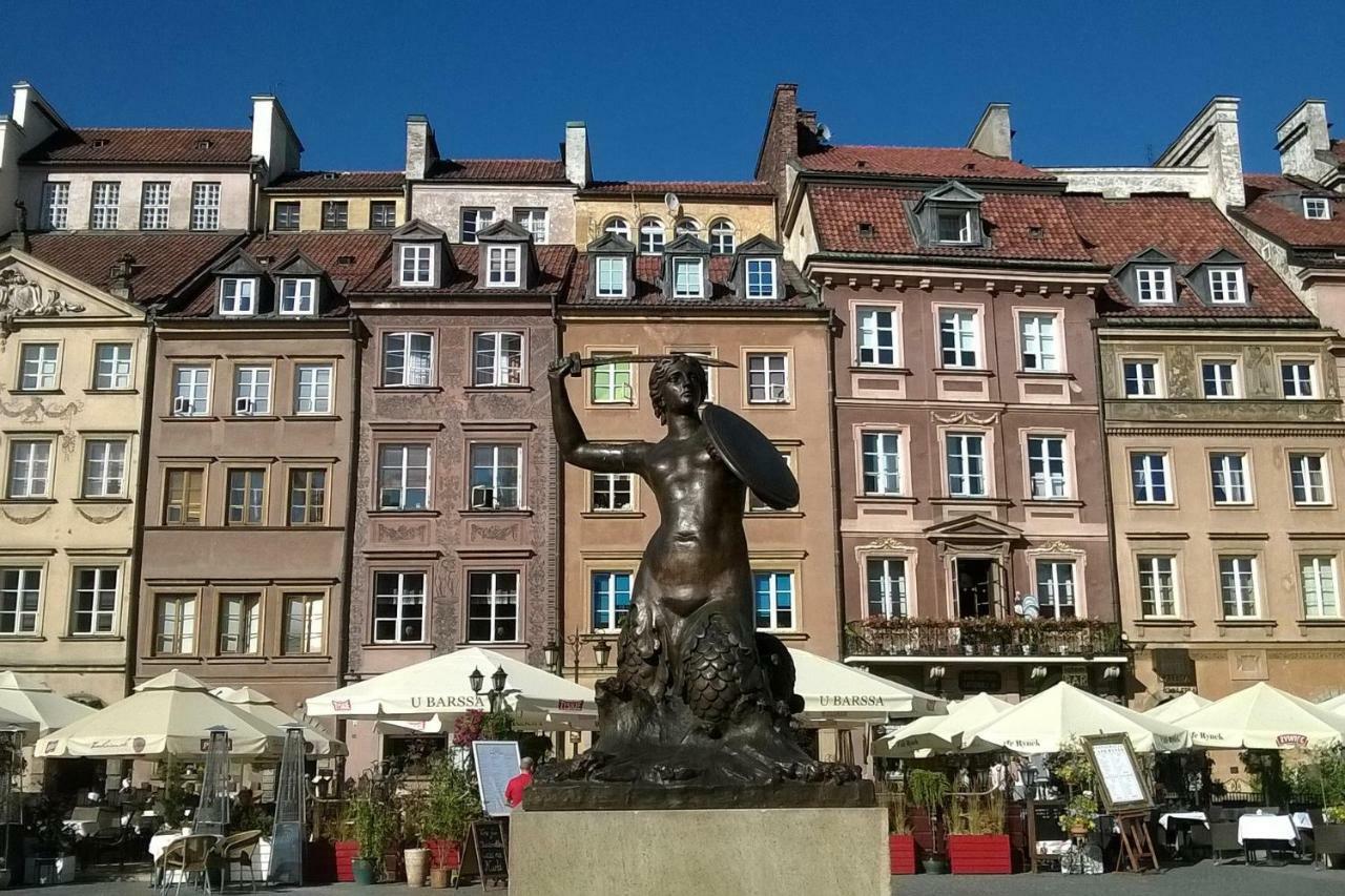 Nr 1 Europa22 Centrum Apartment Old Town Warsaw Stare Miasto Historyczna Kamienica Umiejscowiona W Zabytkowej Czesci Warszawy Obok Parku Multimedialnego I Barbakanu Parking 24H Sniadanie Opcjonaln Breakfast Optional Check In From 14 Pm Parter Ground Bagian luar foto